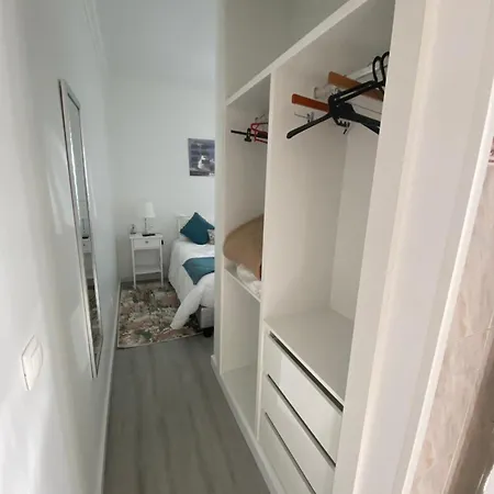 Moradia Ricardo - בית אירוח