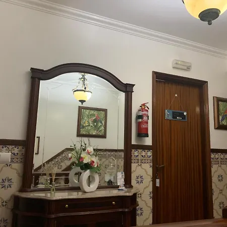 Moradia Ricardo - ホームステイ *