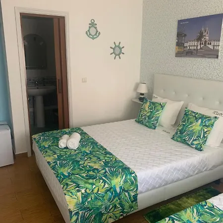 Moradia Ricardo - * ナザレ