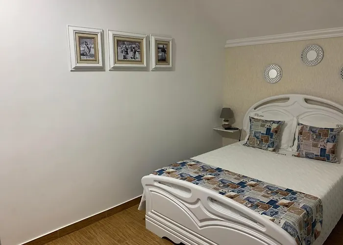 Moradia Ricardo - Séjour chez l'habitant Nazaré